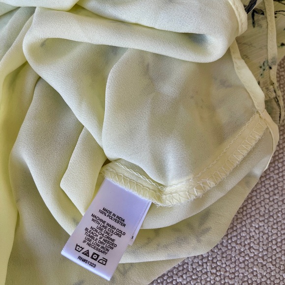 CeCe off shoulder top - Picture 4 of 5